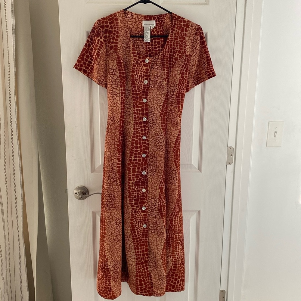 Long button up maxi dress - Size L